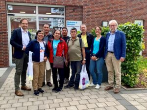 Freuten sich über den regen Austausch: die philippinische Delegation in Begleitung von Pfarrer Martin Mustroph und die Vertreter:innen der Diakonie Münster